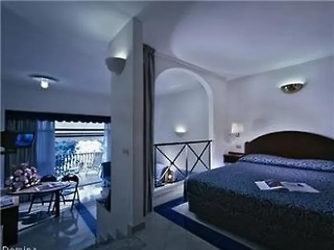 Domina Home Royal Positano Homestay